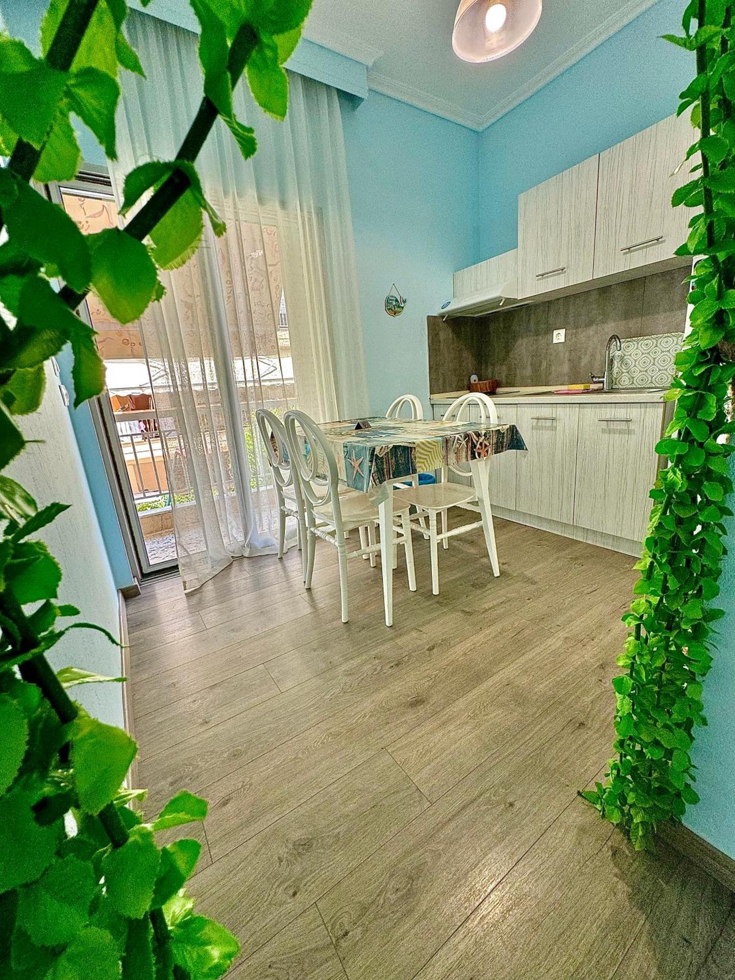 Amalia House Apartamento Nea Kallikrateia Exterior foto
