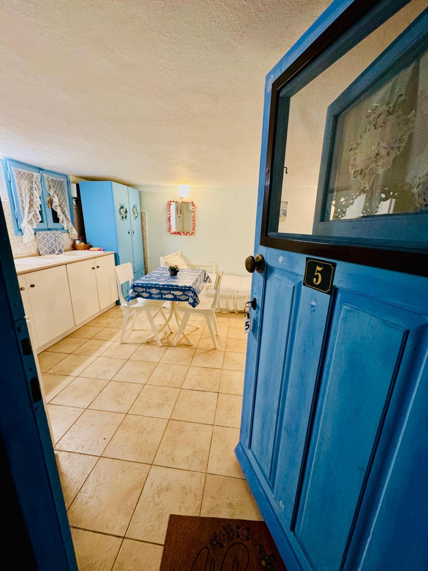 Amalia House Apartamento Nea Kallikrateia Exterior foto